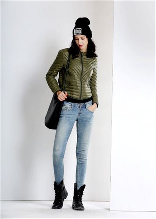 威伦蒂2015秋冬多色修身羽绒服